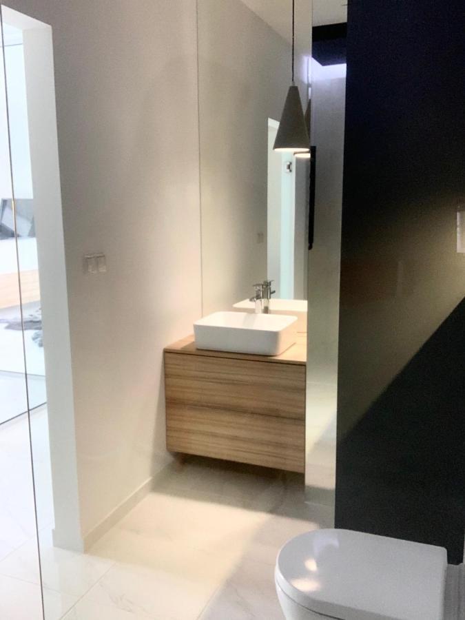 El Apartments - Antares Poznań Kültér fotó