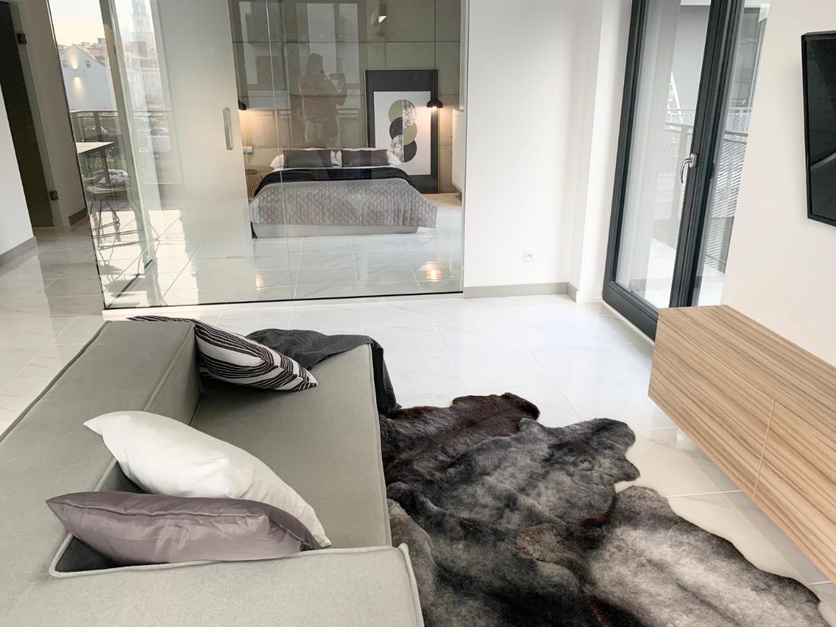 El Apartments - Antares Poznań Kültér fotó